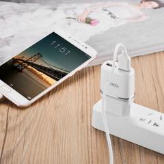 Блок сетевой USB 2x Hoco 2,4A 12Вт C12 белый