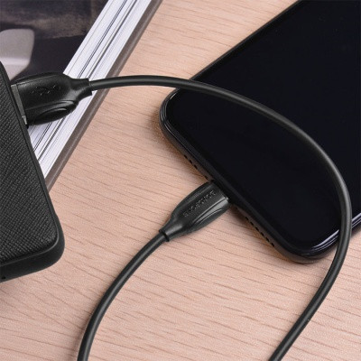 Кабель USB - Lightning Borofone BX19 1м 2,4A черный