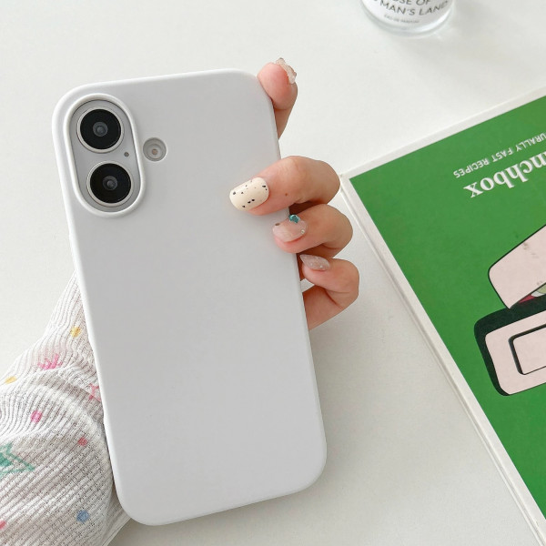 Чехол накладка силикон Silicone Case iPh 16 белый аналог
