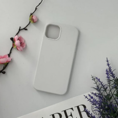Чехол накладка силикон Silicone Case iPh 13 белый аналог